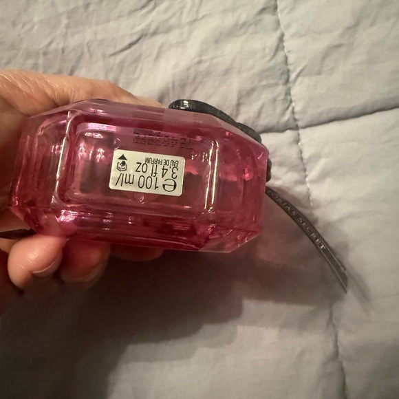 Victoria's Secret Bombshell Pink Perfume 3.4 oz - Picture 3 of 3